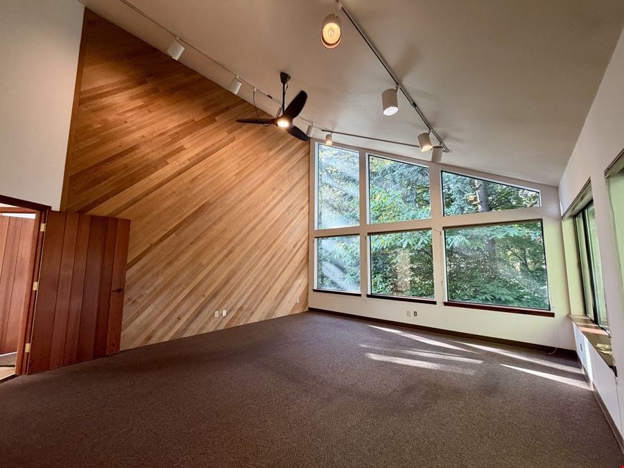 2700 SE Harrison Office