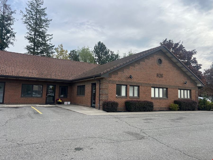 826 N Mullan