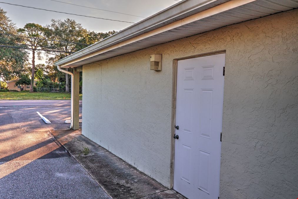 2314 S Hopkins Ave
