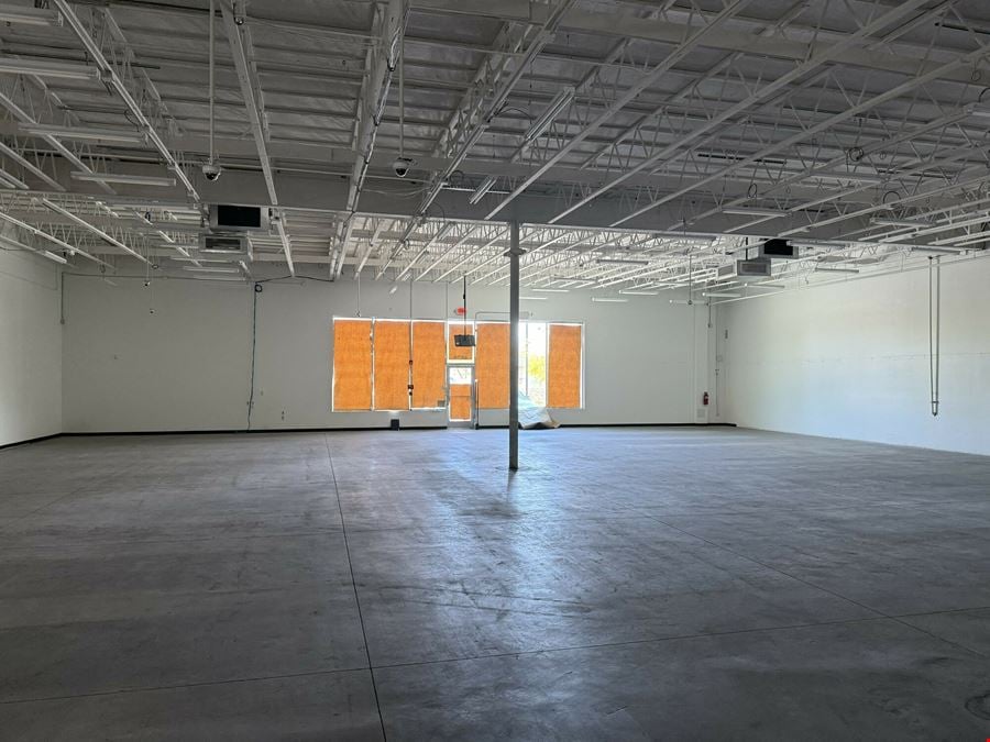 Higley Pavilion Retail