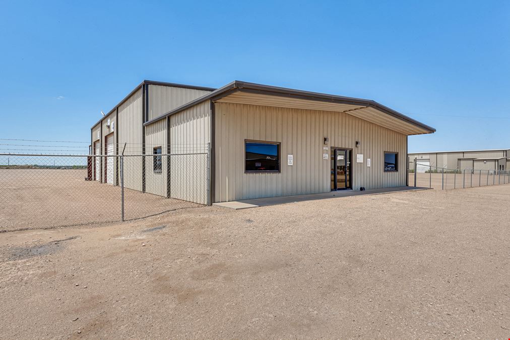 Crane Served Facility off TX-191