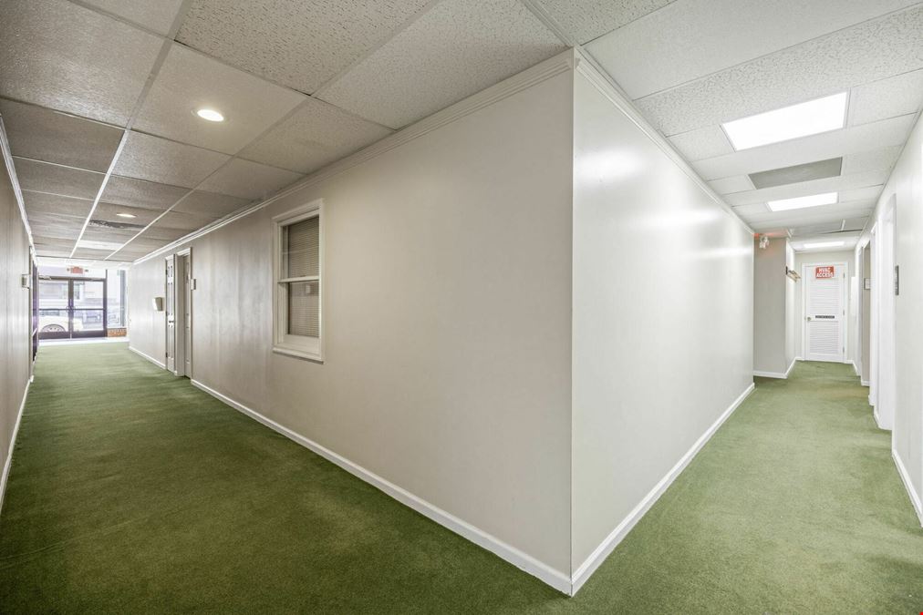 INVESTMENT OPPORTUNITY | COMMERCIAL BUILDING IN WAYNESBORO, VA