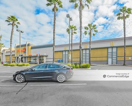 Preview of Retail space for Rent at 450 Long Beach Blvd