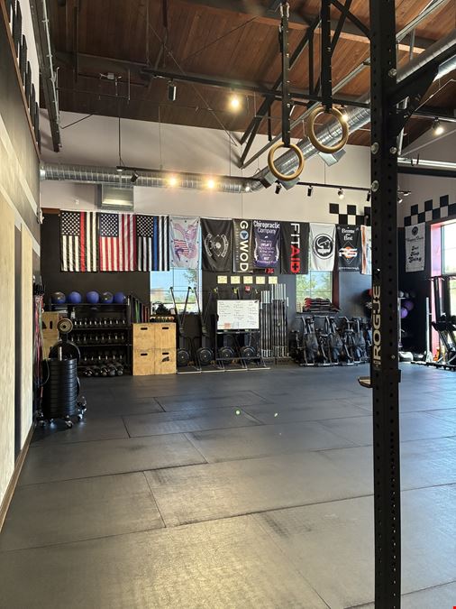 6400 W Mequon Rd