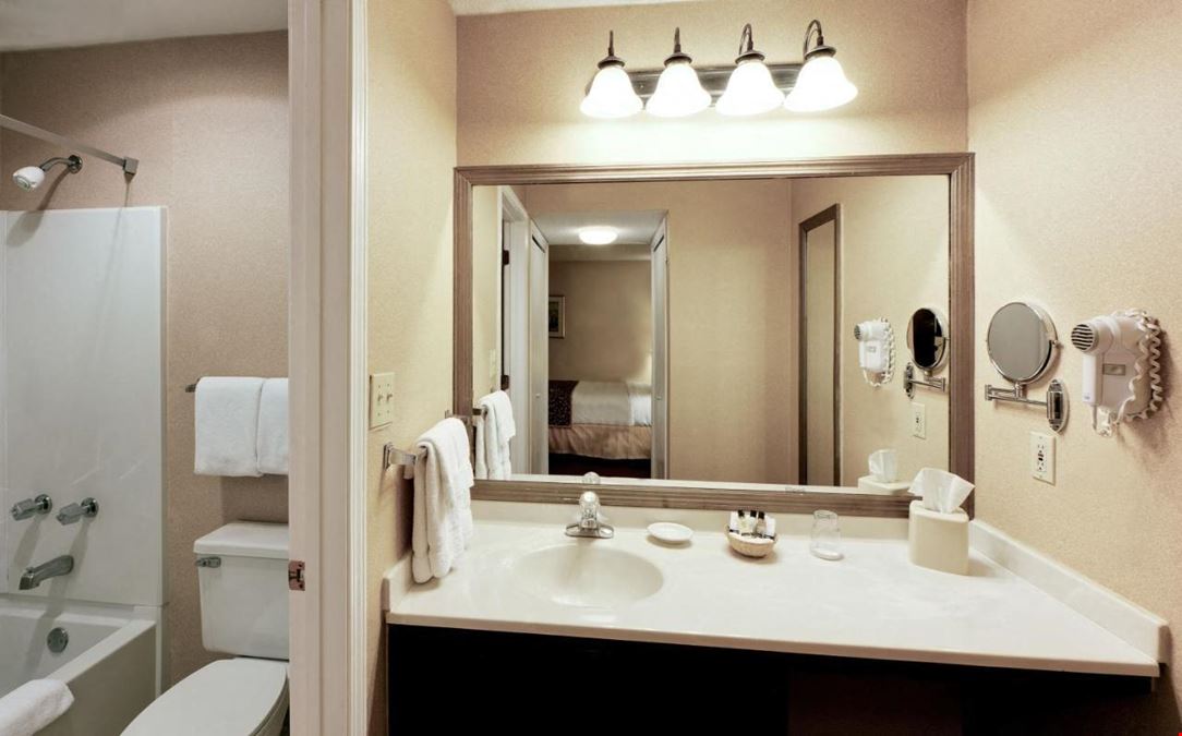 Hawthorn Suites - Dayton, OH
