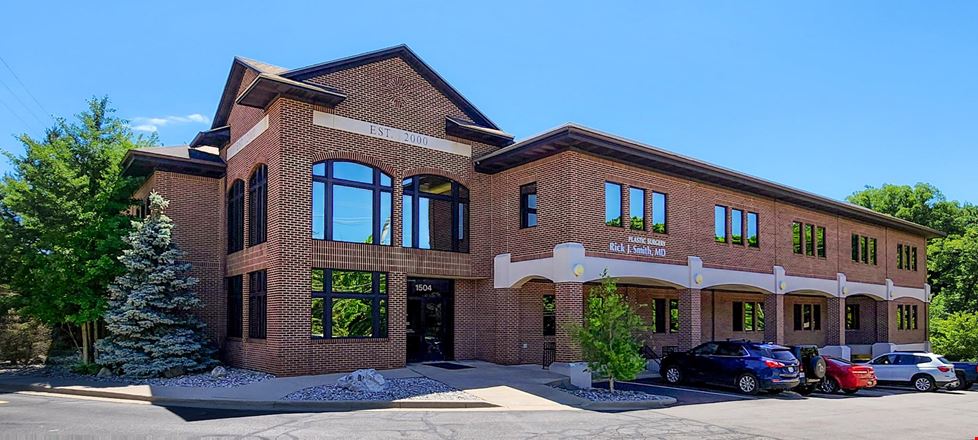 Preview of Office space for Rent at 1504 E Grand River Ave