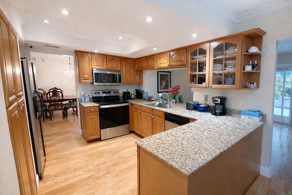 Fully Licensed 6-Bed Assisted Living Facility