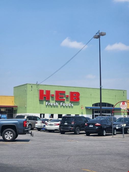 Lone Oak Shopping Center
