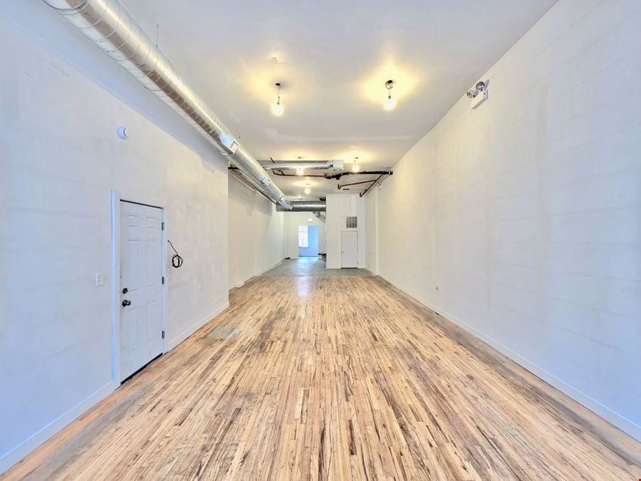 1102 W 18th St, Chicago, IL