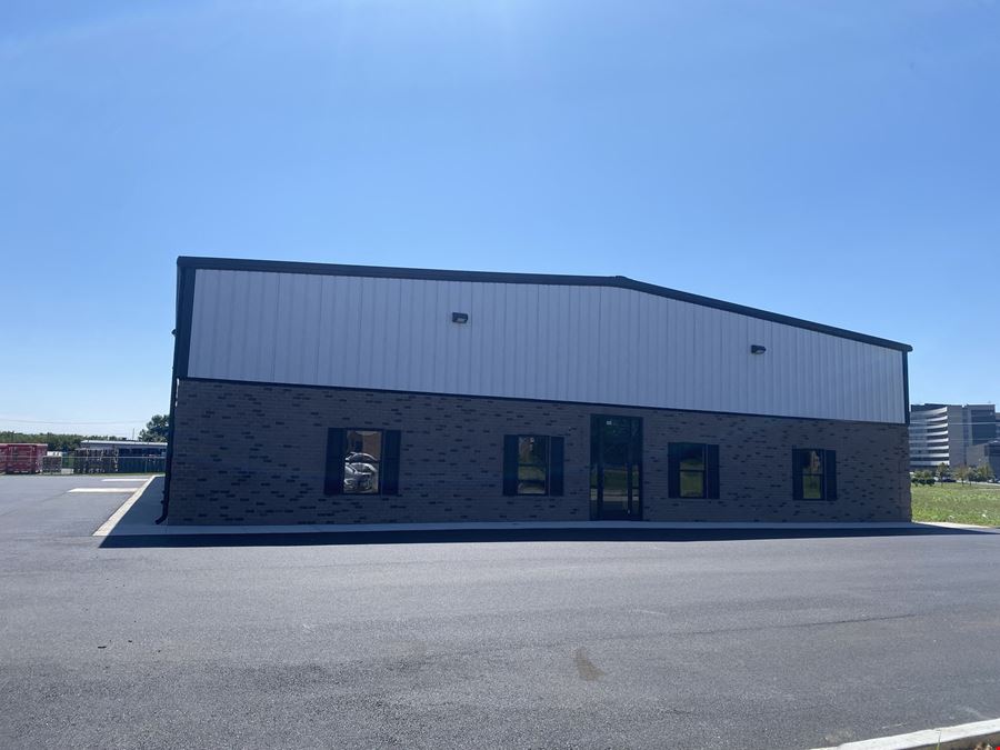10,500 SF Warehouse with Office