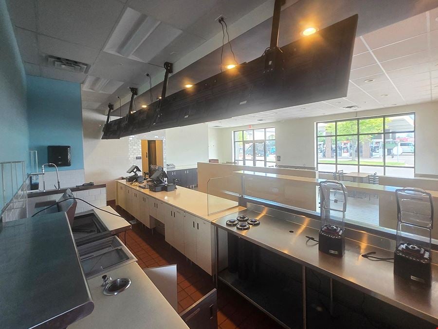 9927 Ulysses St NE, Suite 100