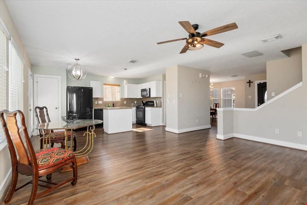 FOR SALE | 6230 Kings Oaks Lane, Humble TX