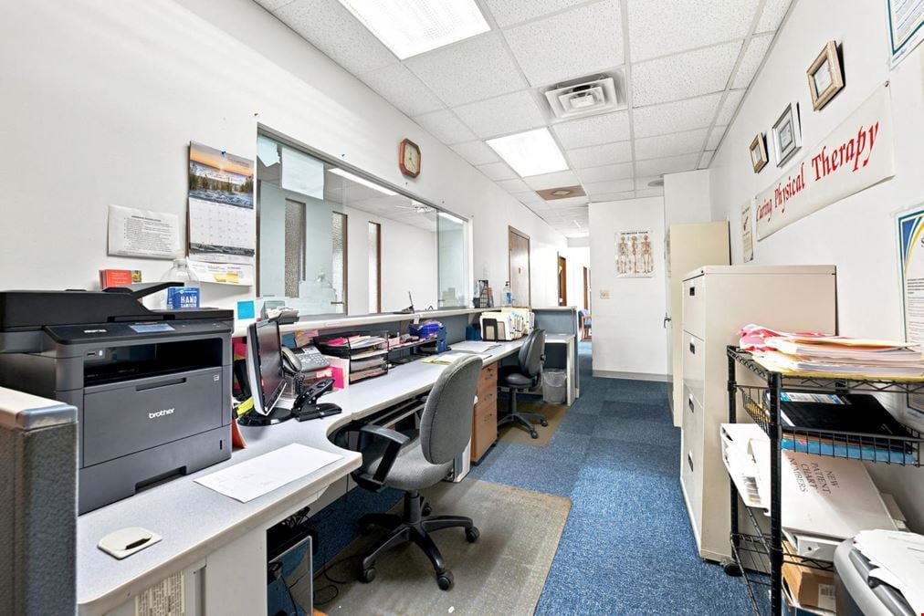 4647 W 103rd St, Unit 2B-2F, Oak Lawn, IL