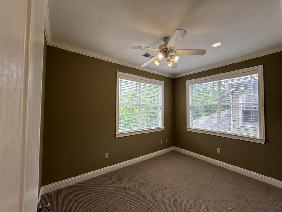 6253 Goodman Rd E, Olive Branch, MS 38654