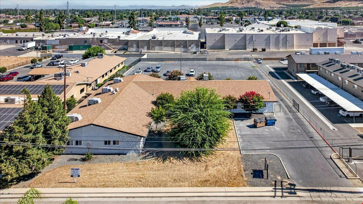 Prime Freestanding Medical Office Building in Porterville, CA