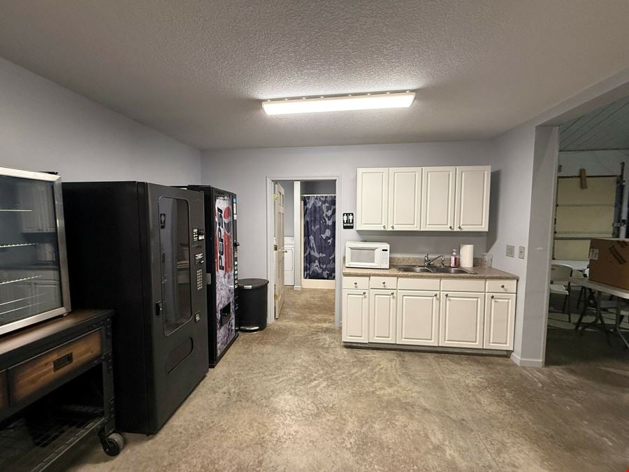 11750 Indiana 205