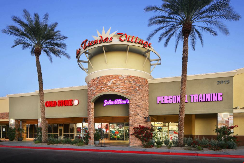Las Tiendas Village