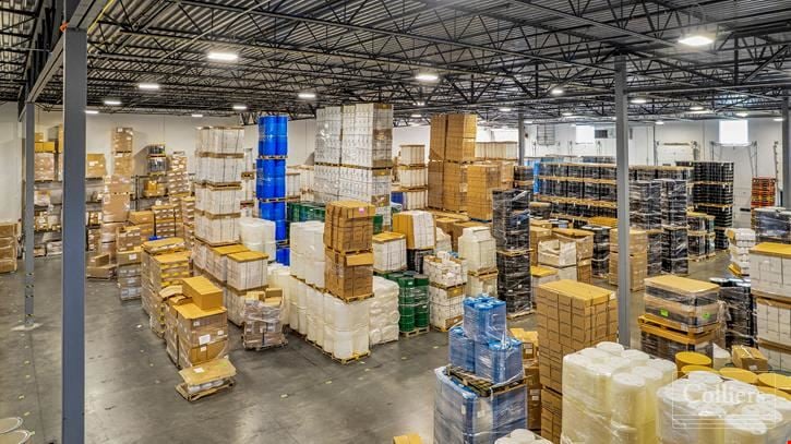 Industrial Building Sublease Opportunity in Vancouver, WA - ±26,791 SF