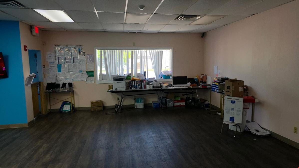 5820-5834 Lee Road South