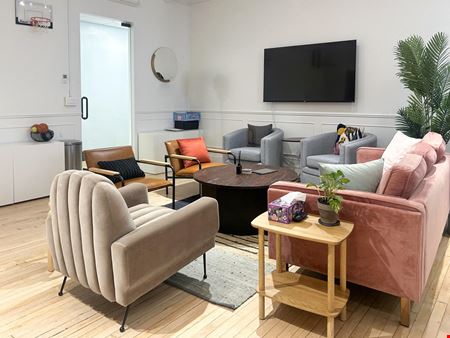 Preview of commercial space at 900 Broadway
