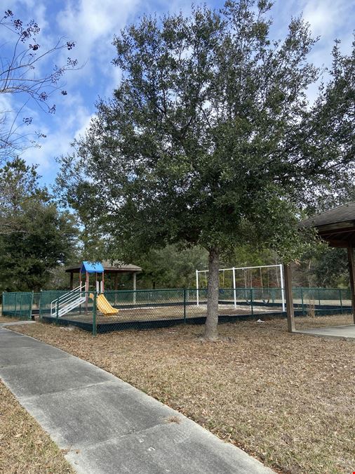 Incredible Value-Add Opportunity! Deerfield Village | 26-Unit HUD / LIHTC Housing Community Only 2 years remaining on LIHTC Agreement