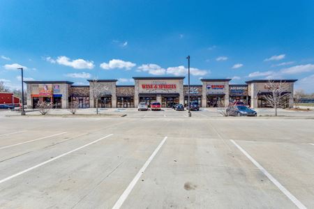Preview of commercial space at 2301 S Douglas Blvd