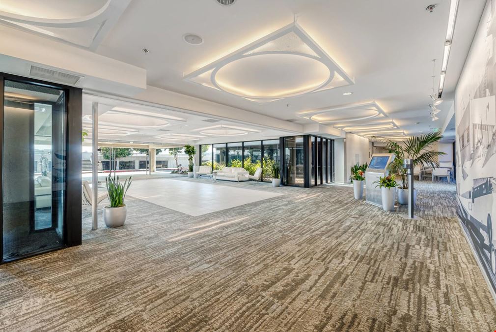 4910 Airport Plaza Dr, Long Beach, CA 90815