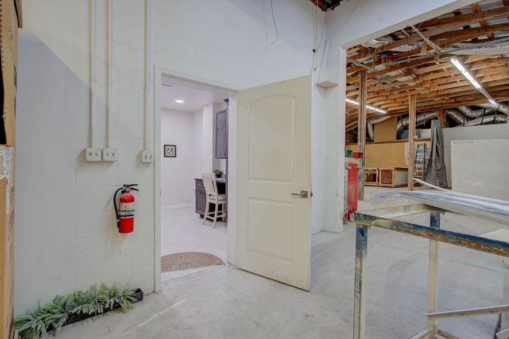 1.09± Acres with Warehouse/Showroom/Office