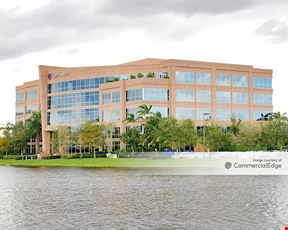 Lake Shore Plaza at Sawgrass II