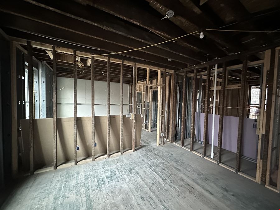 AUCTION - 1614 Walnut Street