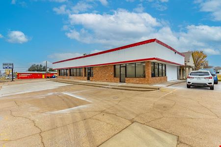 Preview of Retail space for Rent at 210 S Virginia St