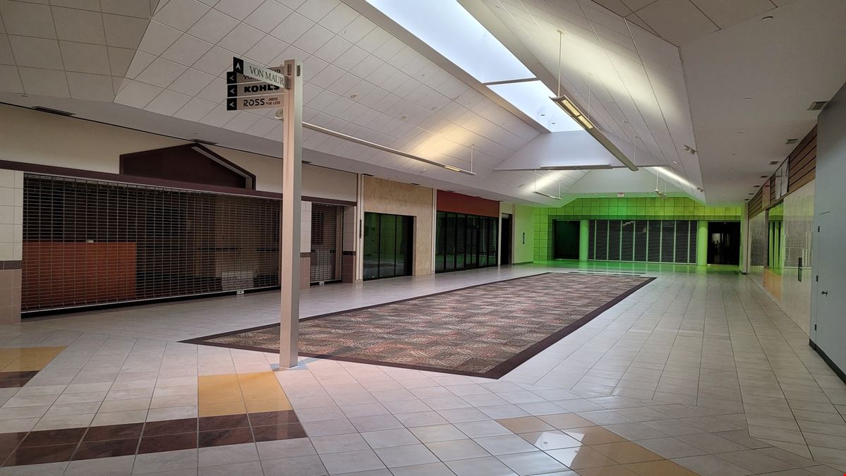 Hickory Point Mall