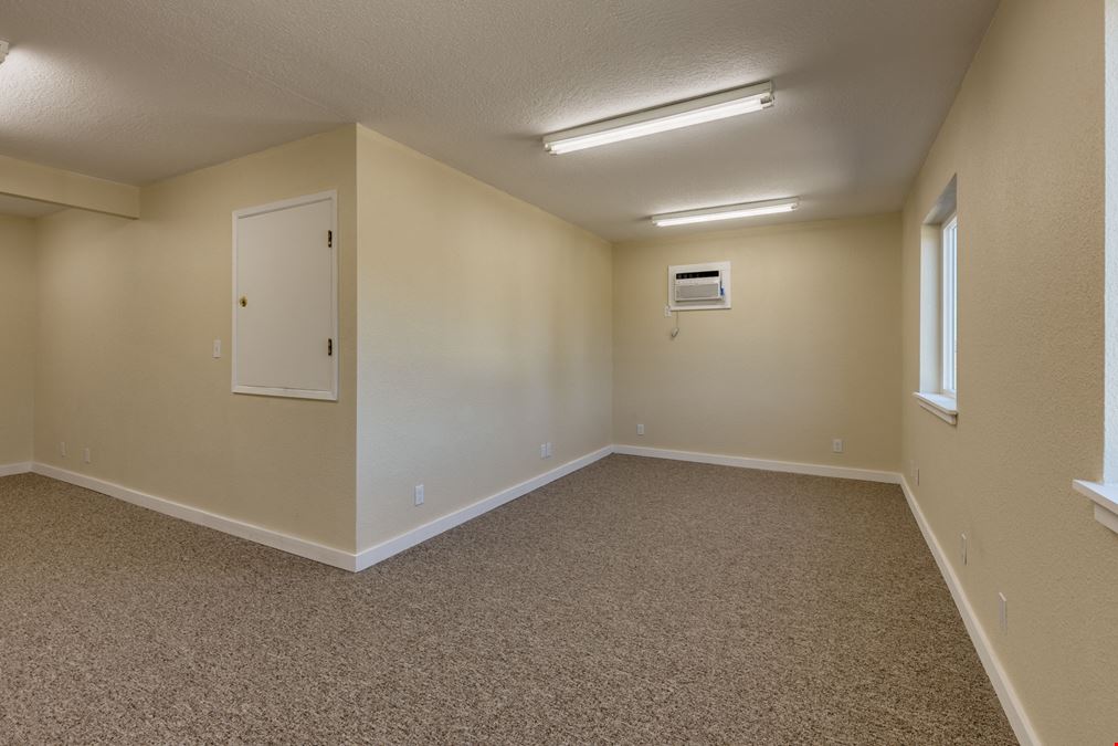 1602 & 1608 W 5th Street