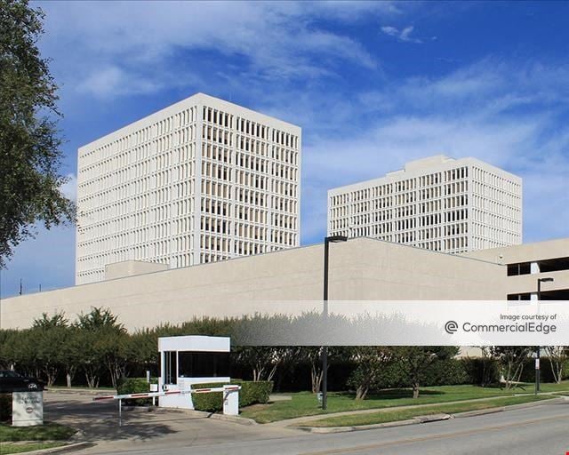 2777 Allen Pkwy