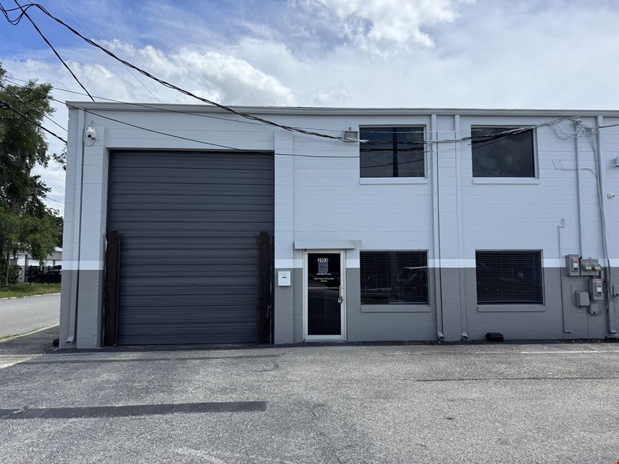 2100 W Central Blvd