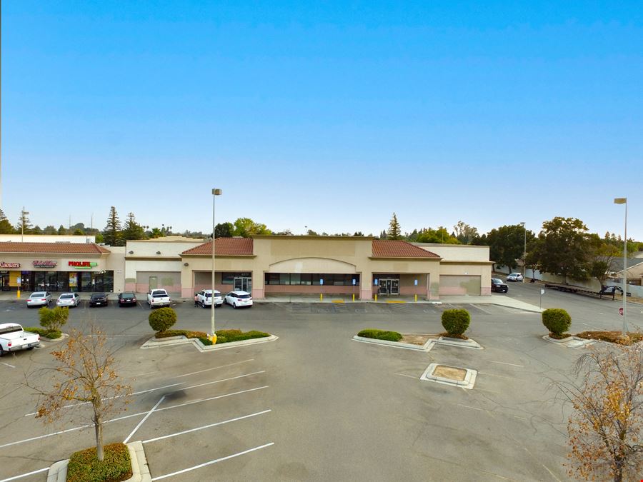 4077 W. Clinton Ave., Fresno, CA - Former 24,368± SF CVS Pharmacy For Sale