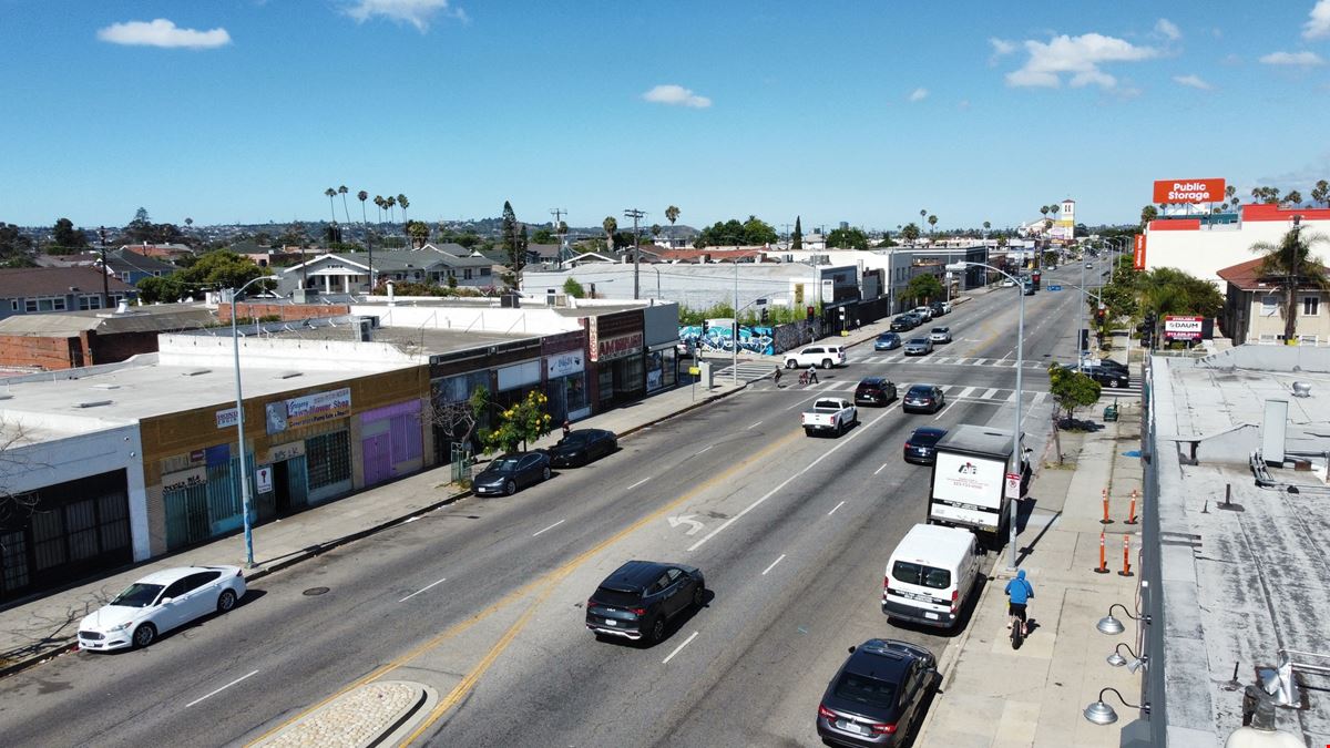 Washington Blvd.