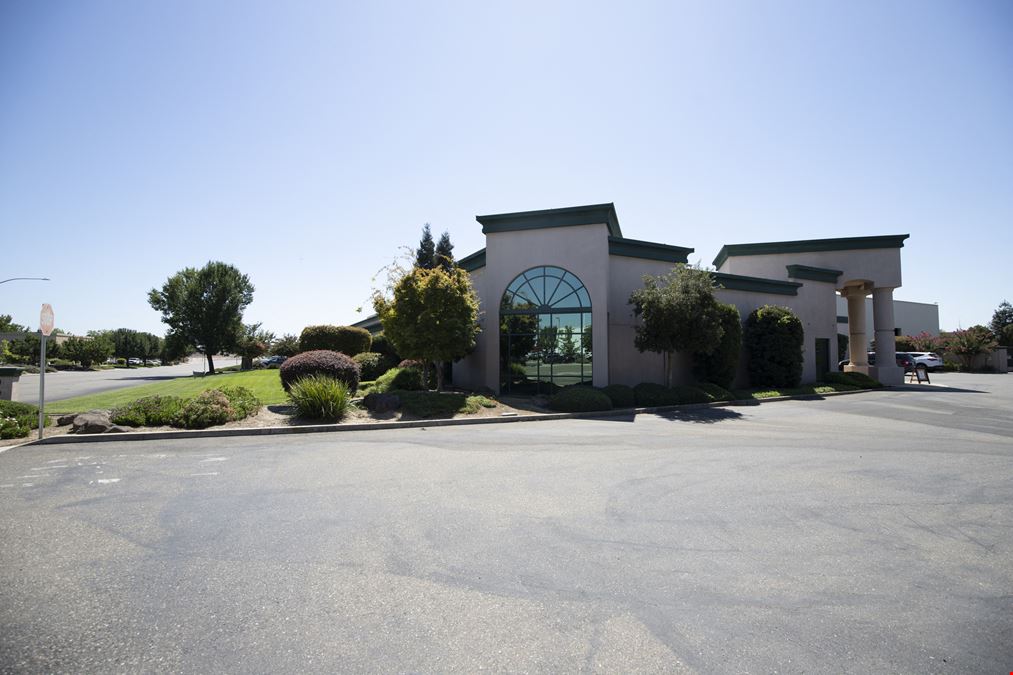 900 Wakefield Dr