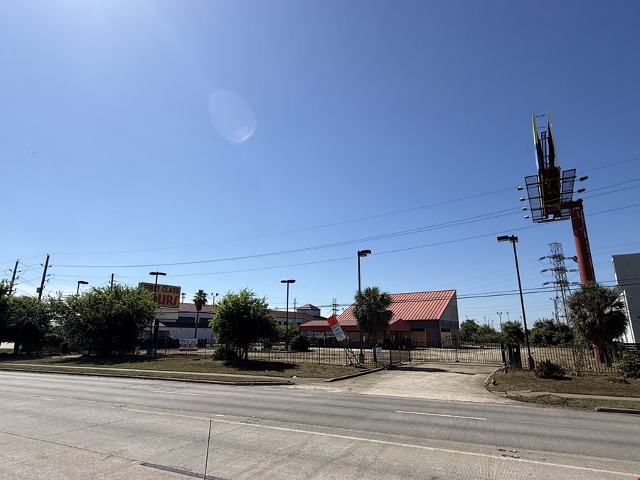 302 Fm 1960 E Rd, Houston, TX 77073_Retail 1.6 Acre Lot near IAH Bush Airport
