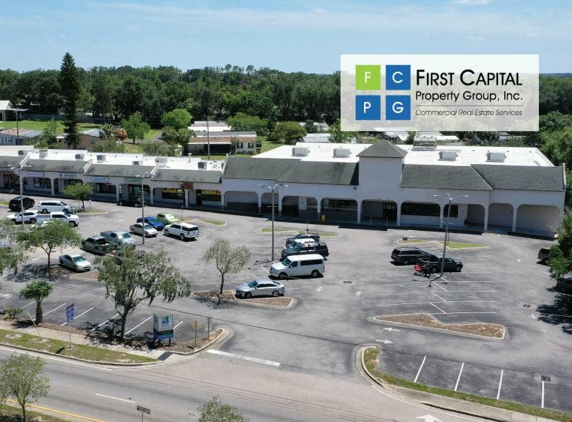 Emerald Lakes Plaza