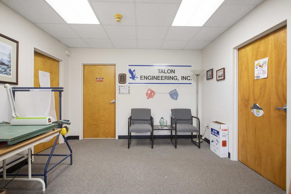 Industrial flex Unit for Lease in Newburyport Seacoast Business Park