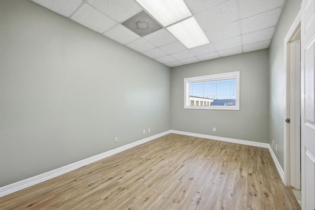Highway 290 Office + Warehouse