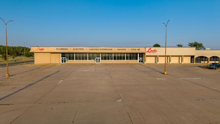 Preview of Retail space for Sale at 1212 S Woodlawn Blvd
