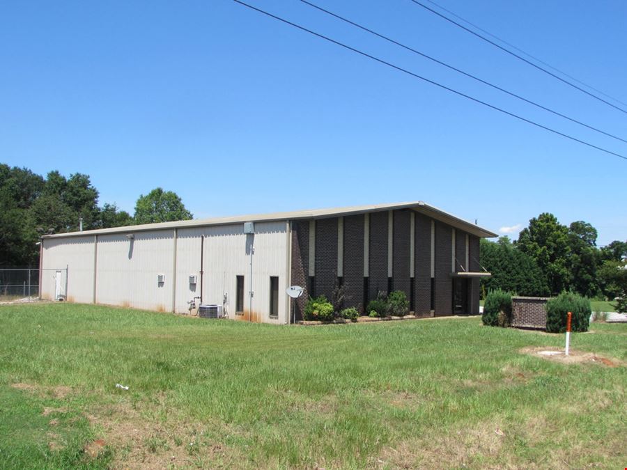 Warehouse with Office Space on Hwy 20