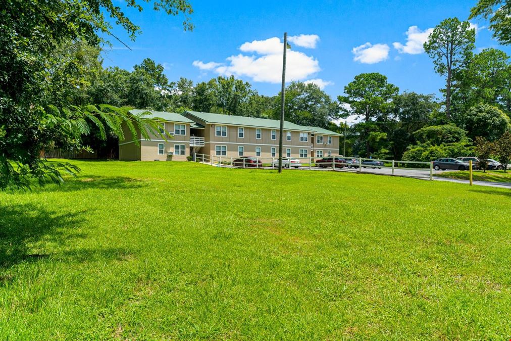 872 Deer Wood Ln