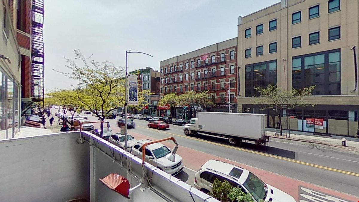 31 W 125th St