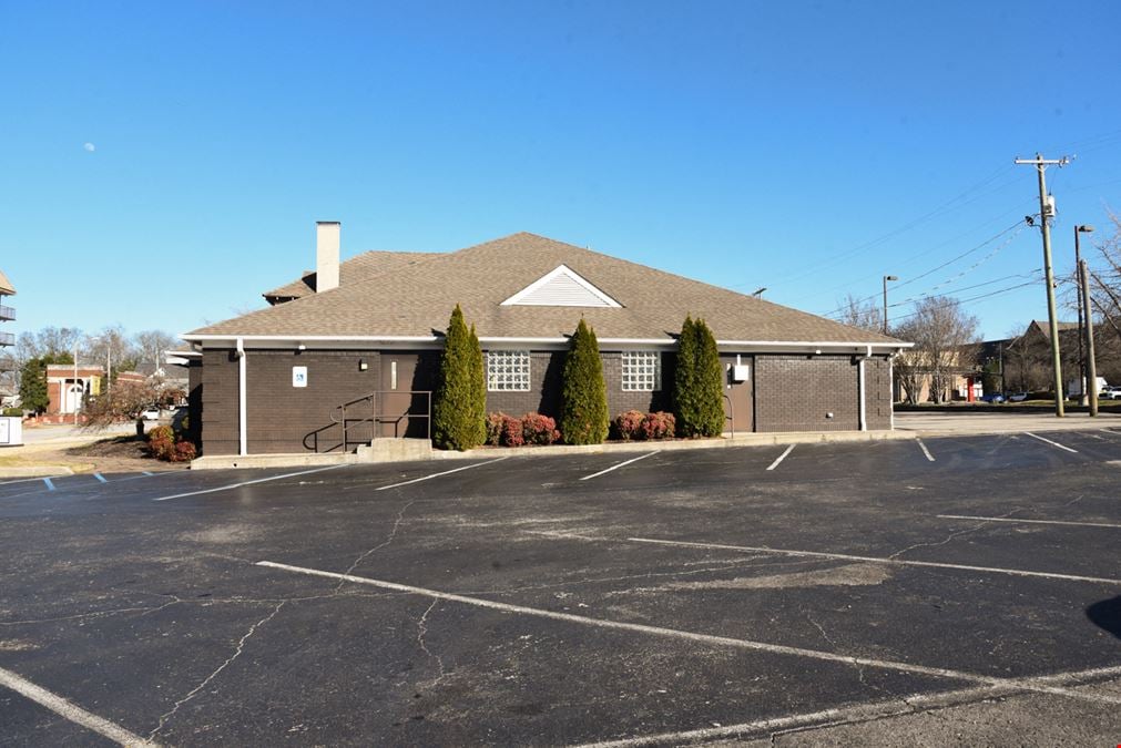 High-End Medical / Executive Office Building