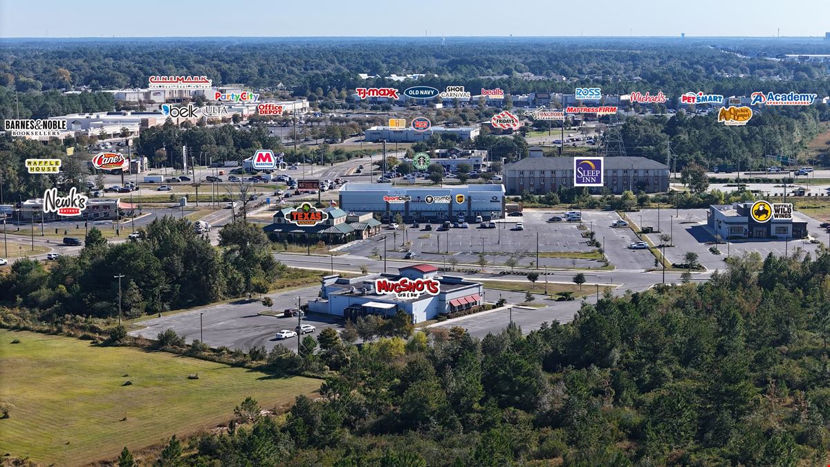 Prime Retail Location! Across from Sam's Club