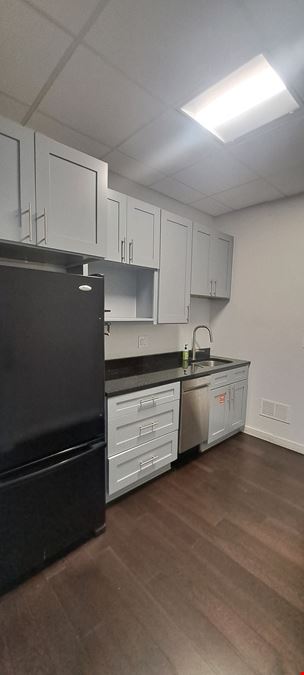 River North Executive Loft | Full Floor Opportunity