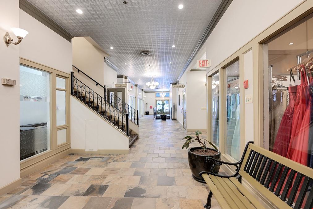 733 Johnson Street (105)